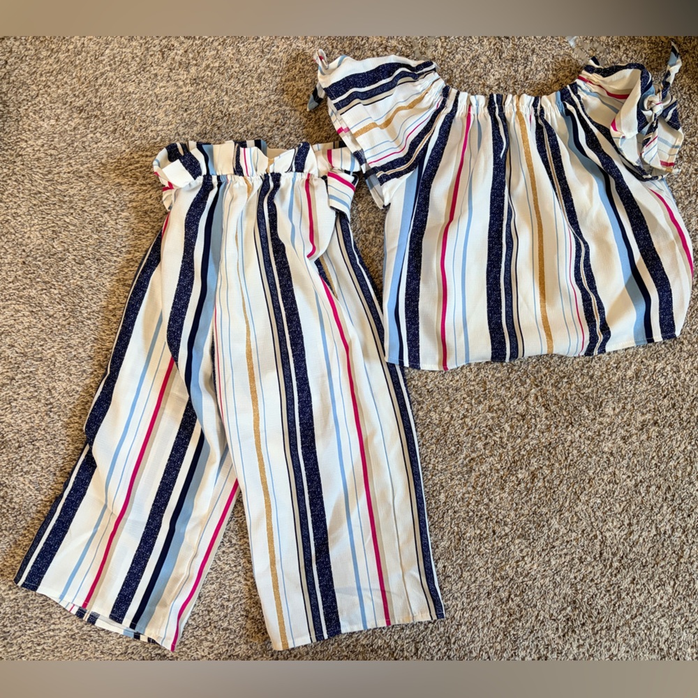 Love Squared Multicolor Striped Set